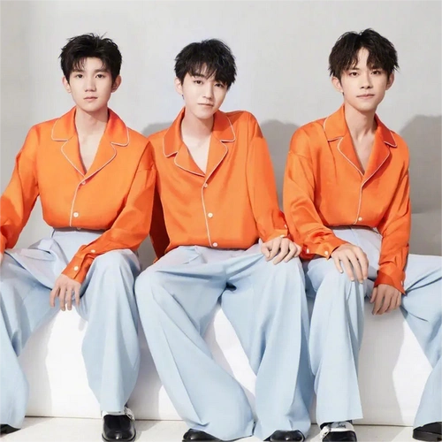 tfboys新歌上线,三人白衬衣造型满满少年感,网友泪目!-大江头条