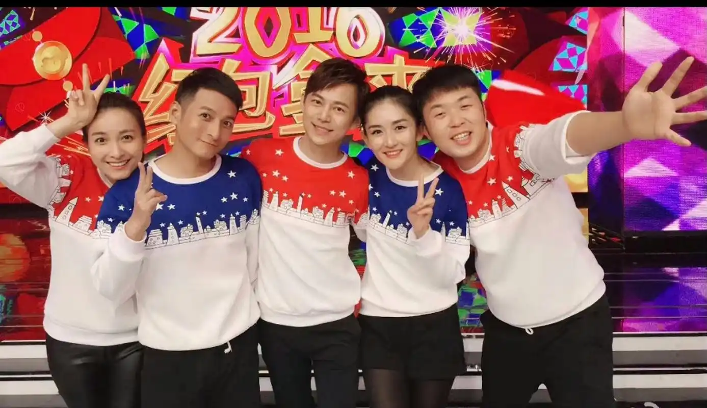 快乐大本营主持人身份也卸下了,有没怀念过快乐家族呢?