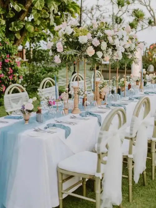 93看着美景和朋友一起享用晚餐吧~@生活研究所#婚礼现场  #婚礼布置