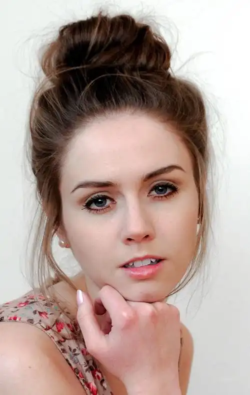 剑桥女学霸参加选美大赛