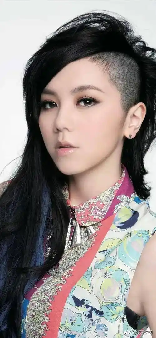 g·e·m-邓紫棋全图写真合集_中国_娱乐_壁纸