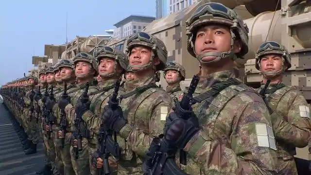 "星空迷彩"有正式名称了,叫19式通用作战服