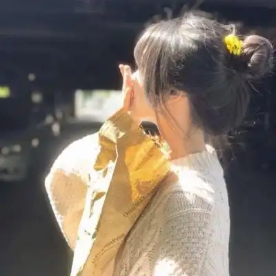 女生微信头像气质温柔图片