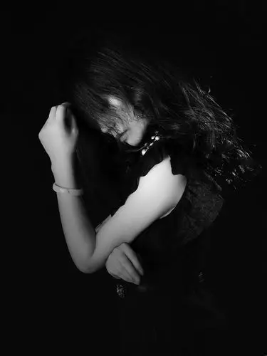 黑白图女生冷酷霸气侧颜(二)