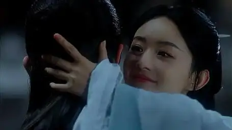 赵丽颖林更新新剧《与凤行》床咚吻曝光,网友直呼太甜