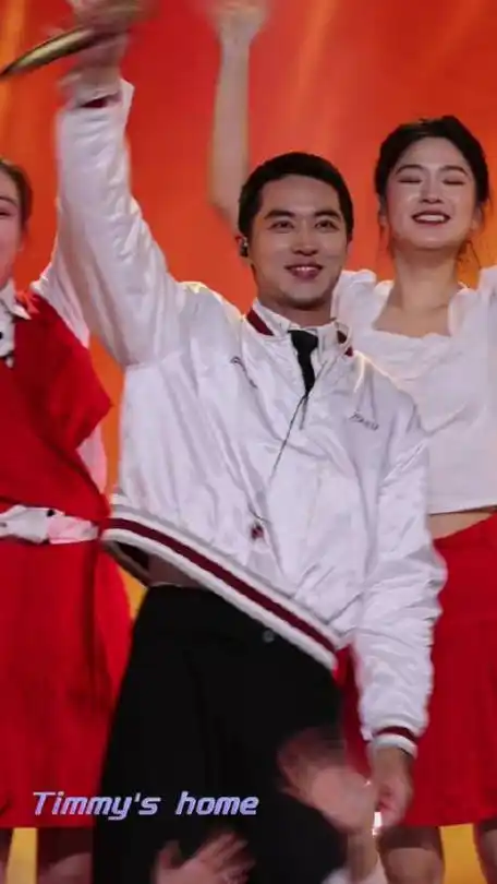 许魏洲亮相中国电影大数据盛典##许魏洲官宣2024中国