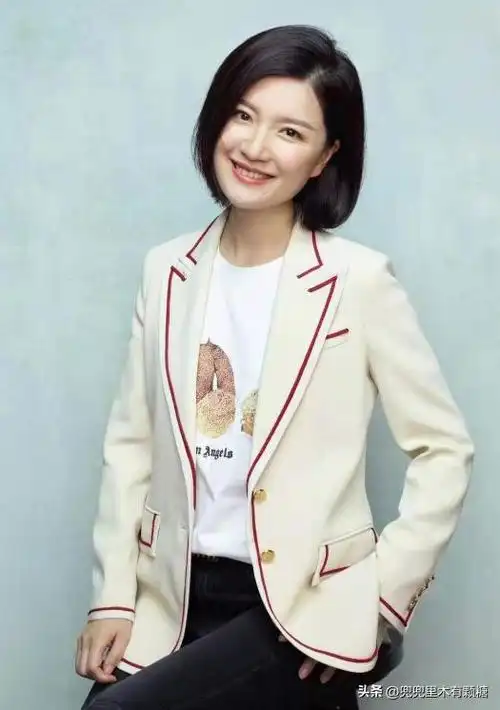 主持人陈蓉,被吊销主持人证,复出后转幕后做制片人|东方卫视_网易订阅