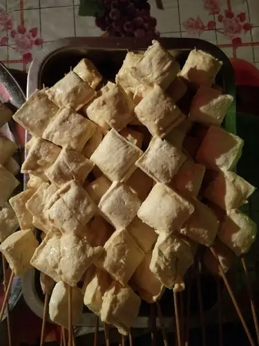 烤臭豆腐 ￥3元/串 已售5份