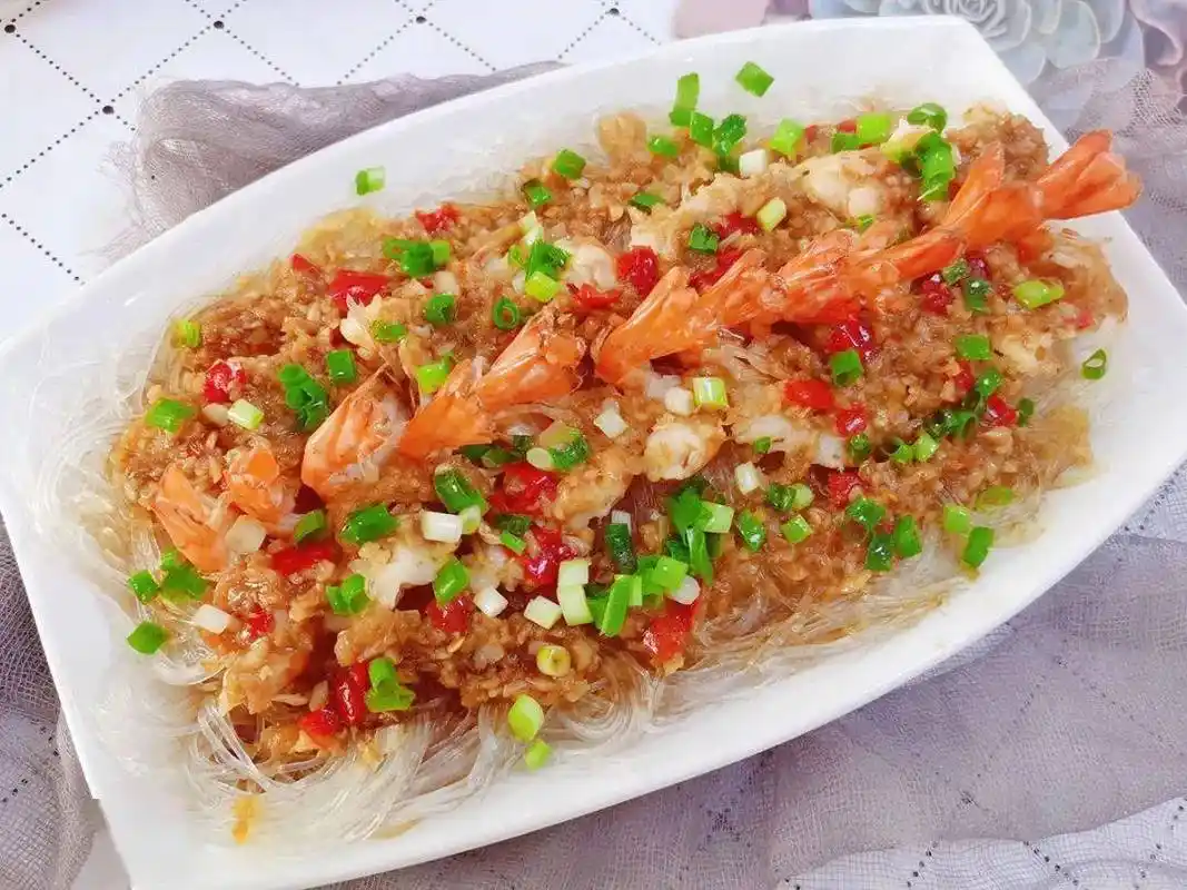 每天一道团圆菜 | 蒜蓉粉丝开背虾:学会这道菜,厨房小白秒变大厨