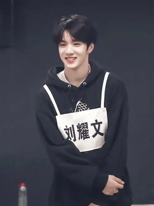 刘耀文壁纸你可以永远相信他