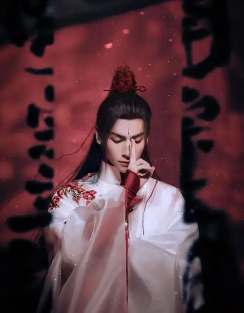 皓衣行罗云熙楚晚宁图片:这破碎感我太心疼了