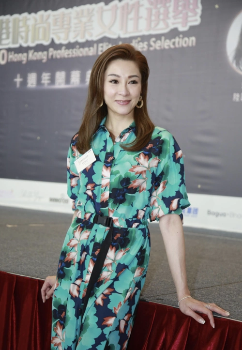 港姐陆诗韵转行经营美容网店,投资百万装修工作室,立志三年上市