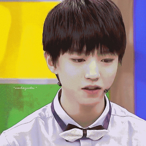 明星返幼行为图鉴#这个话题必然要有幼崽王俊凯