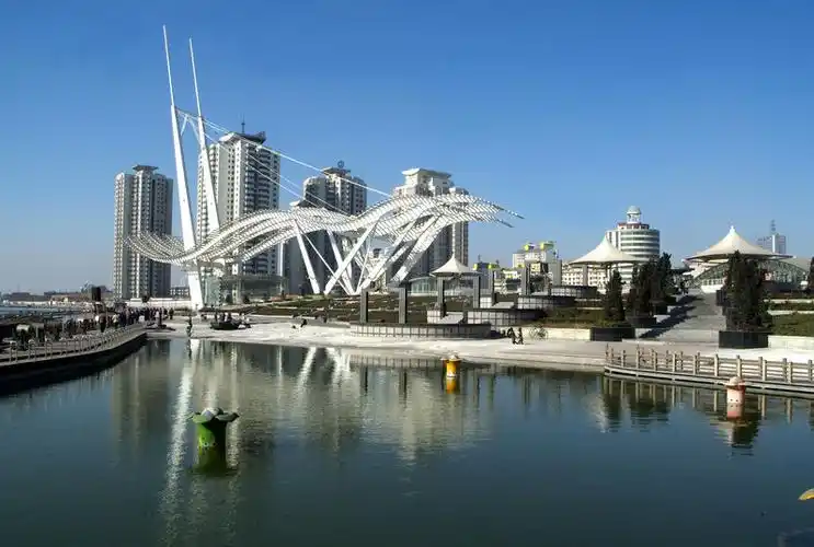 p>海河外滩公园位于天津市 a target="_blank" href="/item/滨海新区