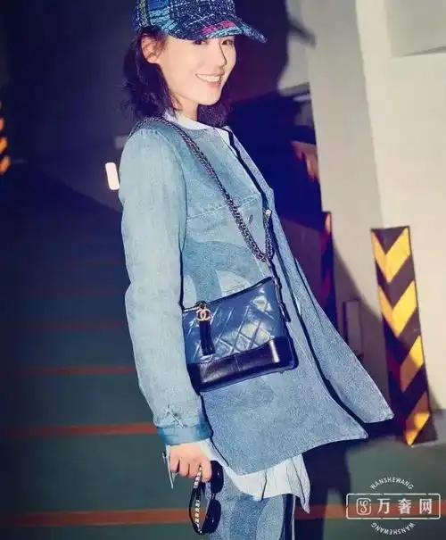 马思纯▲ 欧阳娜娜▲ 宋茜▲ 桂纶镁原因之二:独特的人性化设计香奈儿