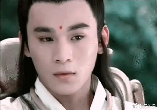 这些高颜值的男演员都有一个共同点,都是资源很虐,演的不是令人心疼的