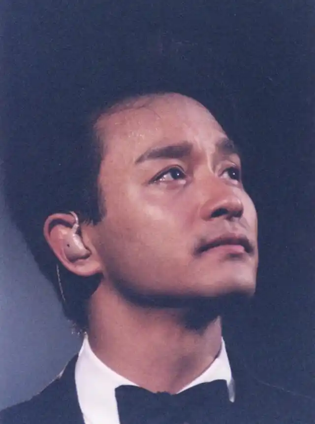 张国荣64岁冥寿众星发文唐鹤德晒图哥哥笑容灿烂配文惹人泪奔