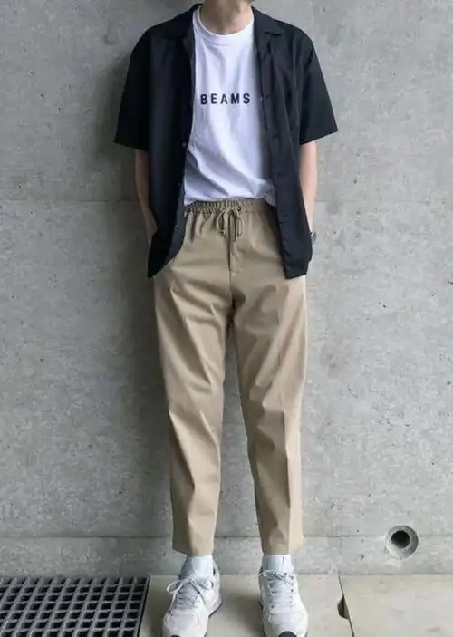 男生卡其裤穿搭配色教学搭配不同颜色