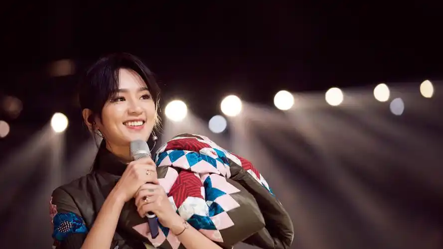 周笔畅《最美的期待》