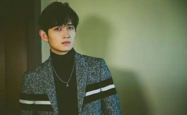 娱乐圈里身高一米九左右的十八位男明星,你都认识?_cm_林更新_时候