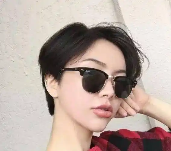 清爽有型的超短发发型推荐时尚干练又显气质