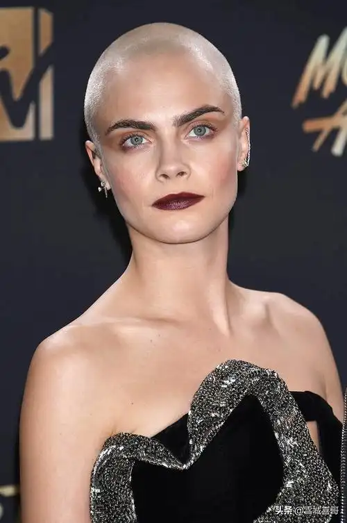 光头女星谁最强(光头的女明星有哪些)插图(2)