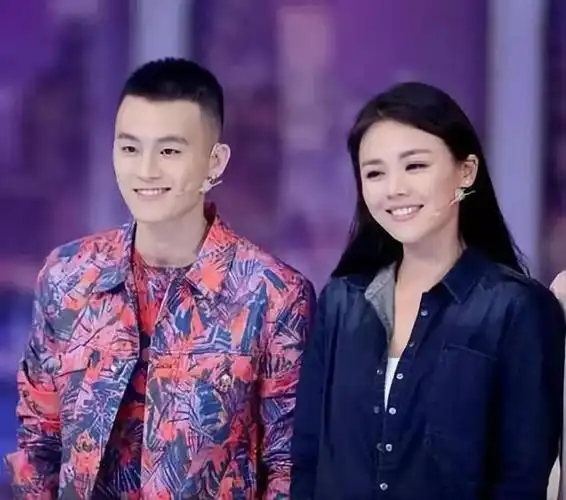 《八佰》欧豪:离开马思纯依然相信爱情,在失恋中成熟