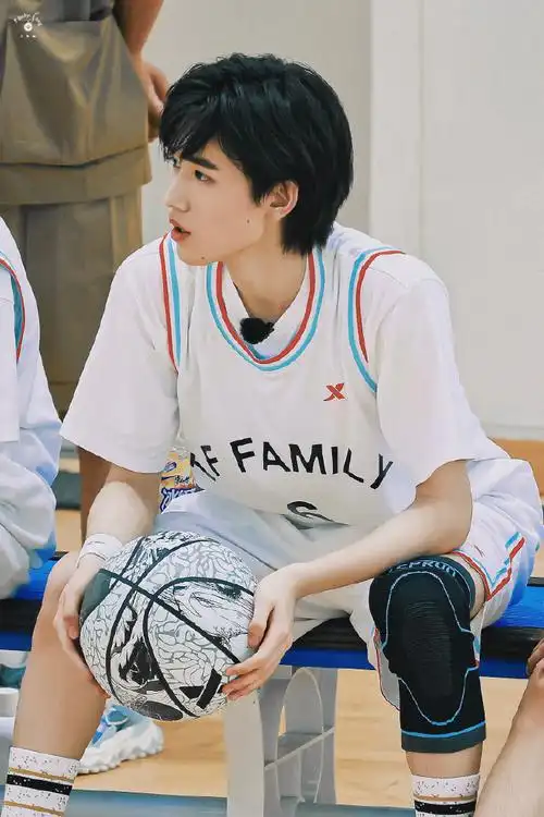 90高中没遇到心动篮球队长现在遇到了@时代少年团-宋亚轩宋亚轩超话