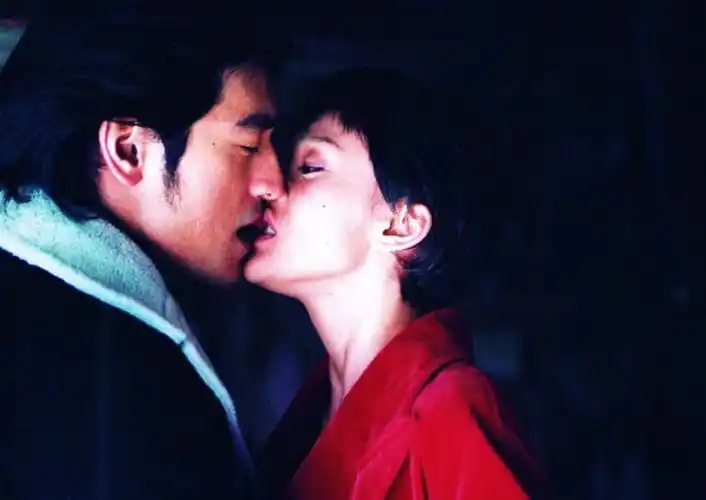 79 金城武,周迅:歌舞片《如果·爱》男主 林见东,女主 孙纳 1