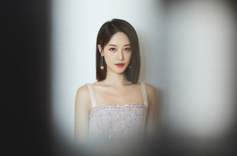 乘风破浪的姐姐蓝盈莹作品商业价值齐头并进发展势头迅猛