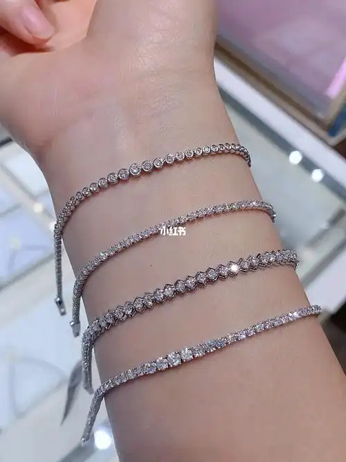 周大福1961系列钻石手链