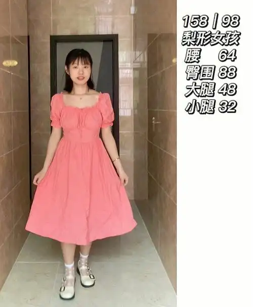 158梨形女孩夏日公主泡泡袖连衣裙