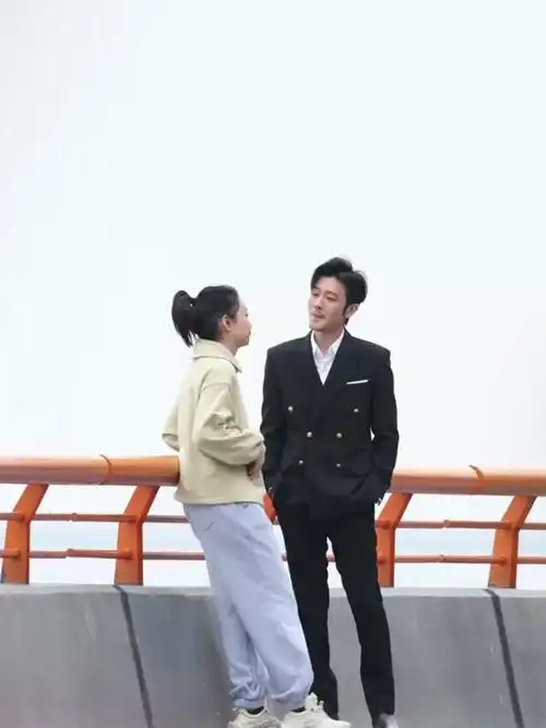 林雨申背景惊人!娱乐圈太子爷中年翻红真相