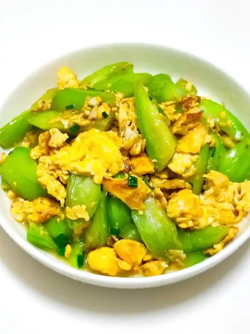 五分钟快手菜 丝瓜炒鸡蛋.#创作灵感 丝瓜炒蛋,我一般先炒好 - 抖音