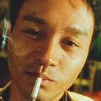 张国荣抽烟头像 张国荣抽烟照片全集 绝版吸烟qq头像精选