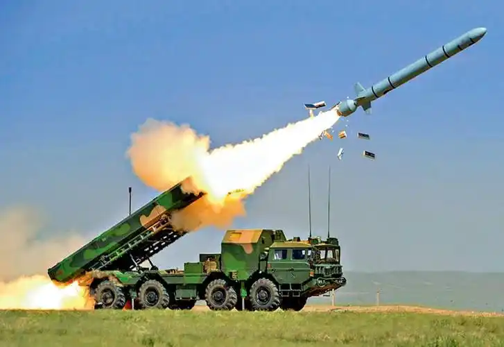 新闻 > 正文    中国第一款陆基超音速巡航导弹长剑-100,凭藉由北斗