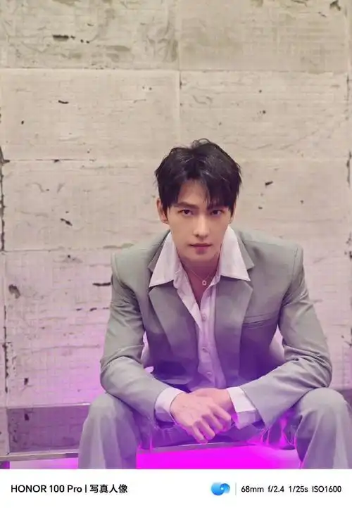 你敢相信这是杨洋手机生图#果然人在任何年龄都会爱上杨洋,今天赏图