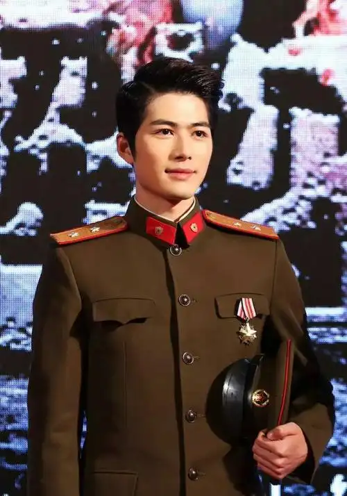 最萌最美军装照