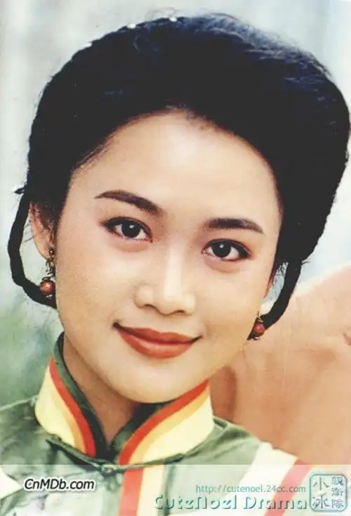 然而发现如果太挺太高,她反而少了温和的感觉.