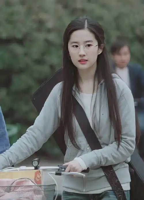 刘亦菲的素颜状态