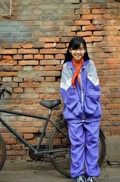 刘亦菲一组照片刷爆朋友圈对不起颜值限制了我的想象力