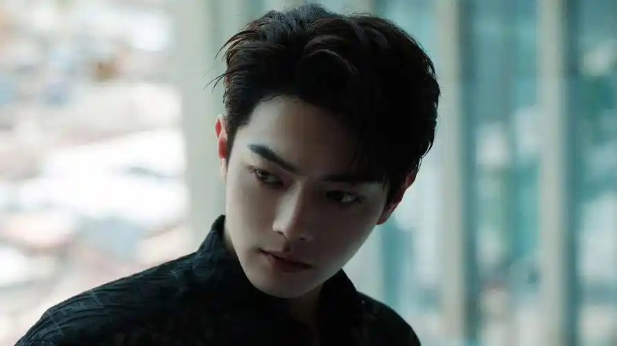 八字分析:受行业前辈喜爱,有机会有发展