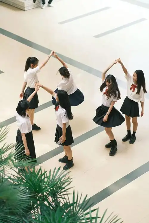 毕业照还能这样拍