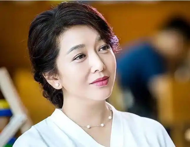 这12位女明星,从来没有过"少女感",天生就扮不了美_蒋雯丽_巩俐