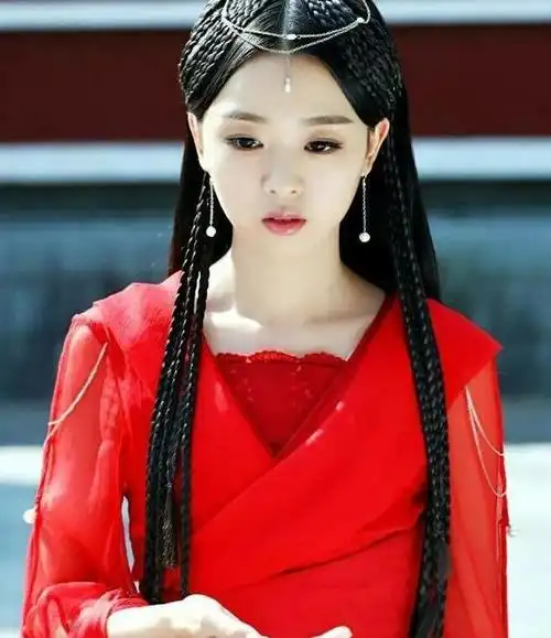 古装剧里戴眉心坠古装明星鞠婧祎仙气十足杨幂艳压群芳