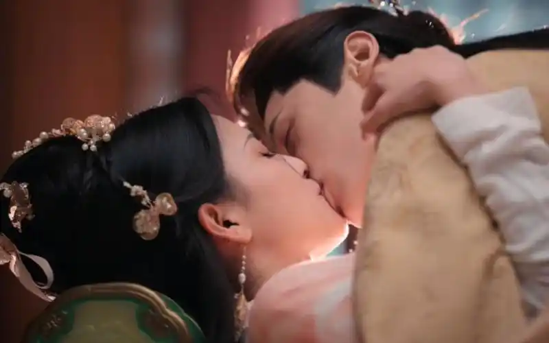 【罗云熙×白鹿】怪不得都说拍得顺手的是吻戏!