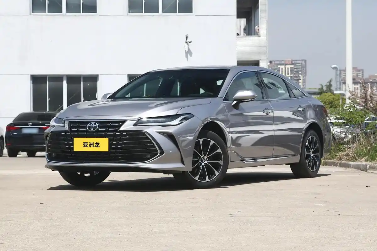 一汽丰田亚洲龙2023款2.