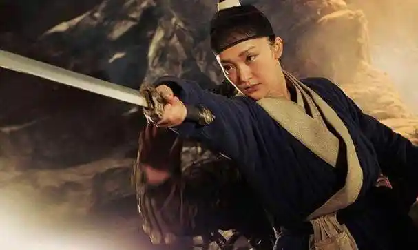 为什么说周迅像精灵一般美?看看徐克这部《龙门飞甲》就知道答案