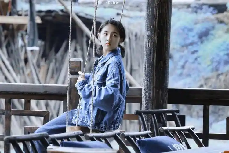 张子枫"妈妈"做客蘑菇屋,看两人相见的那刻,感觉鼻子酸酸的_陶虹_网友