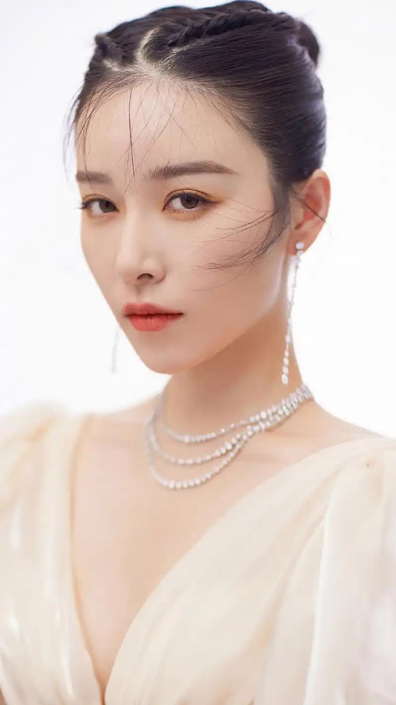 性感美女阚清子手机壁纸图片